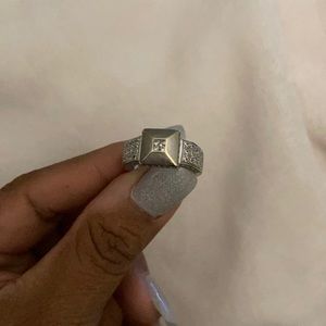 14k White Gold Ring